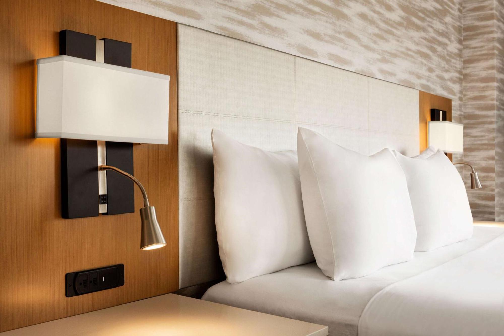 Radisson Blu Hotel Rudrapur Exteriör bild
